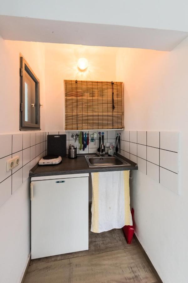 Penge Bungalok Hotell Balatonalmádi Exteriör bild